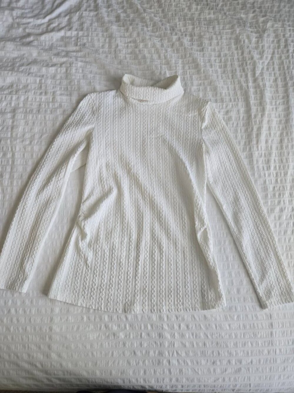 Maternity White Textured Turtleneck Top Size Small Long Sleeve Stretch - Picture 2 of 11